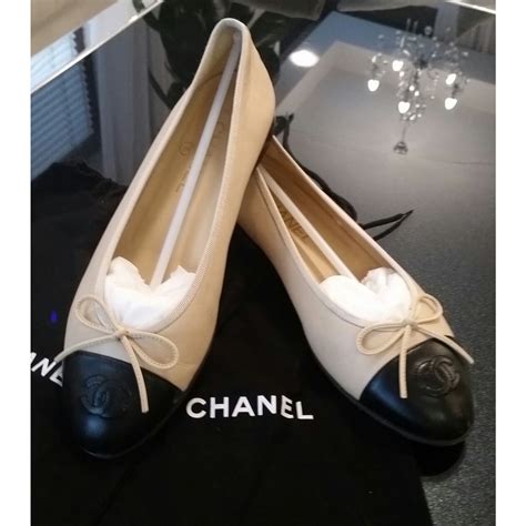 chanel ballerina beige and black